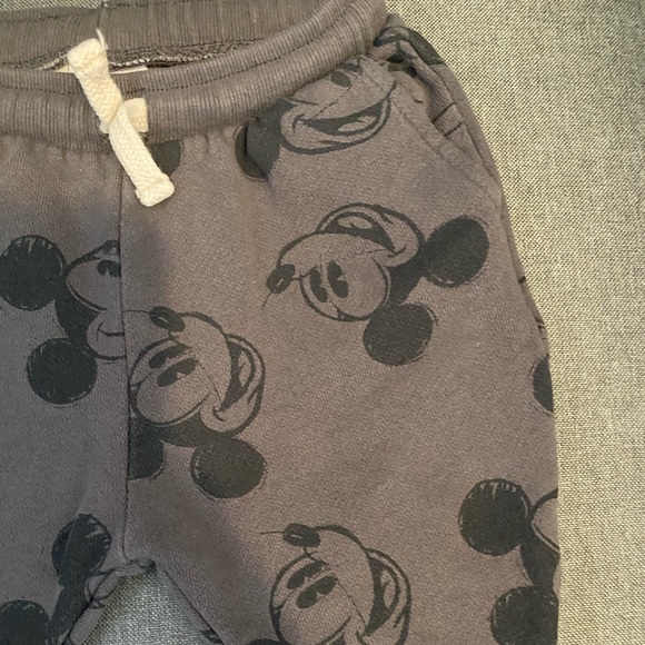 ZARA Mickey Mouse sweat pants - Picture 2 of 4